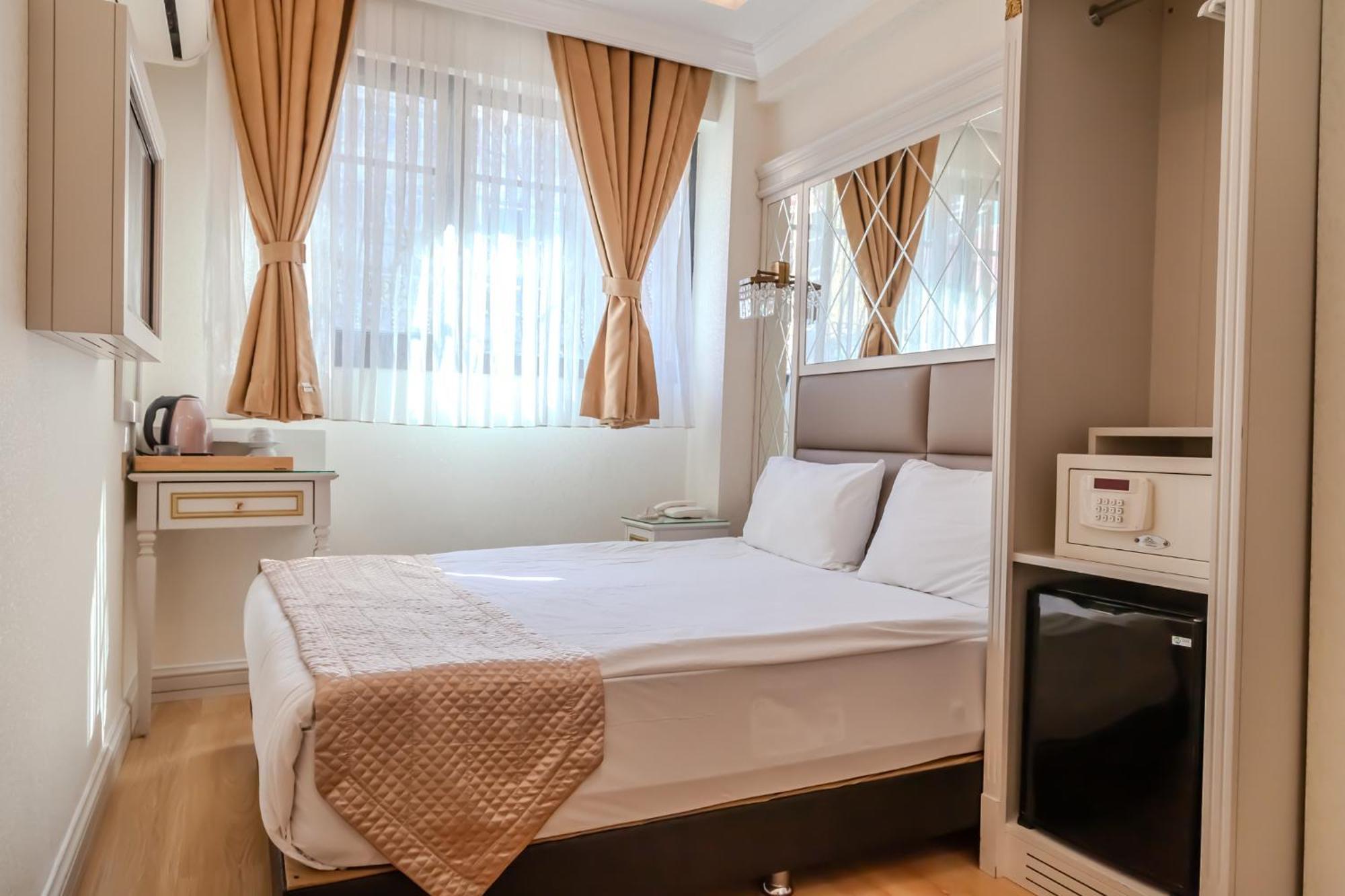 City Hall Hotel Sultanahmet Истанбул Екстериор снимка